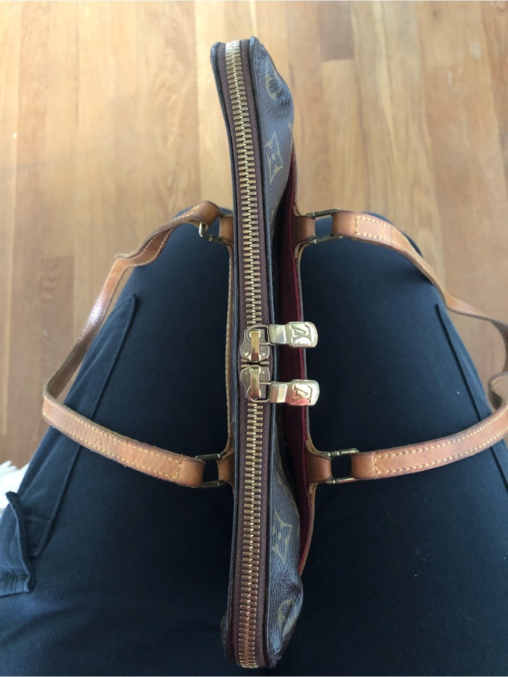 Louis Vuitton Red Suede Interior Shoulder Bag with Vachetta Trim - Picture 12 of 14